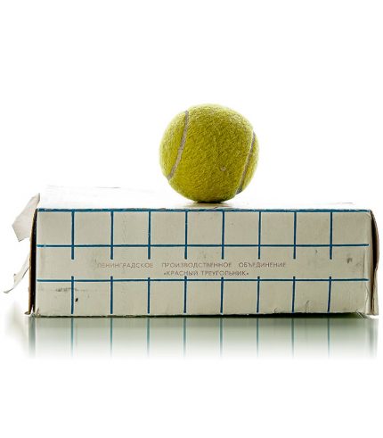 Neva tennis balls NFT - Antiquerackets.com